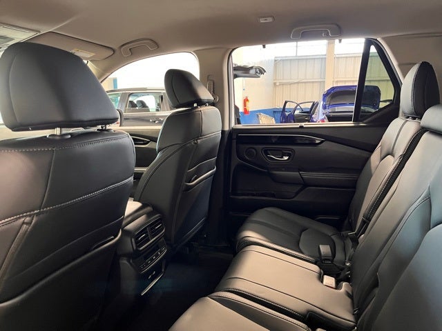2023 Honda Pilot EX-L 8 Passenger