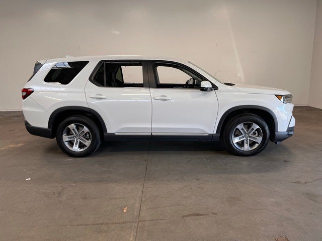 2023 Honda Pilot EX-L 8 Passenger