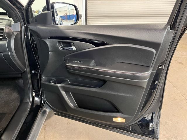 2021 Honda Ridgeline Black Edition