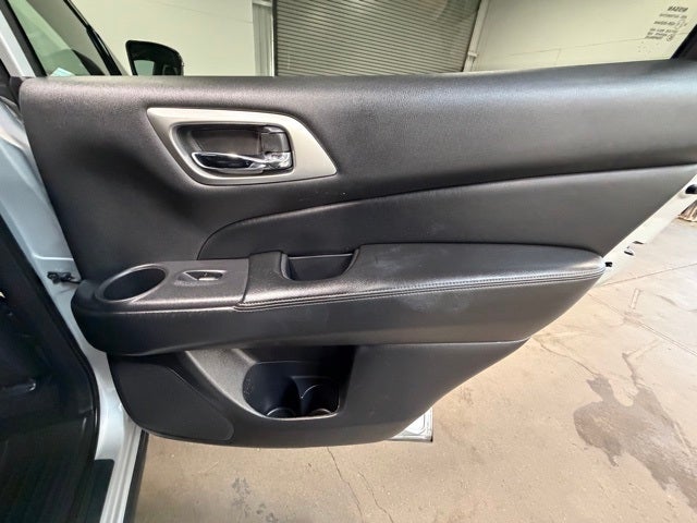 2020 Nissan Pathfinder Platinum