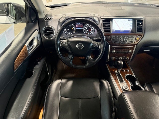 2020 Nissan Pathfinder Platinum