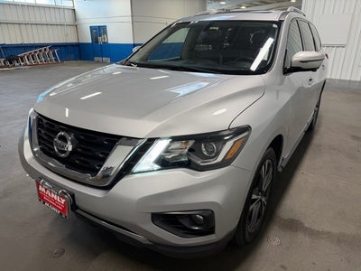 2020 Nissan Pathfinder Platinum