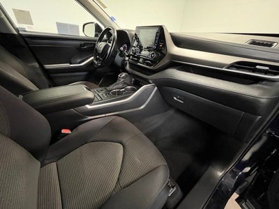 2020 Toyota Highlander LE