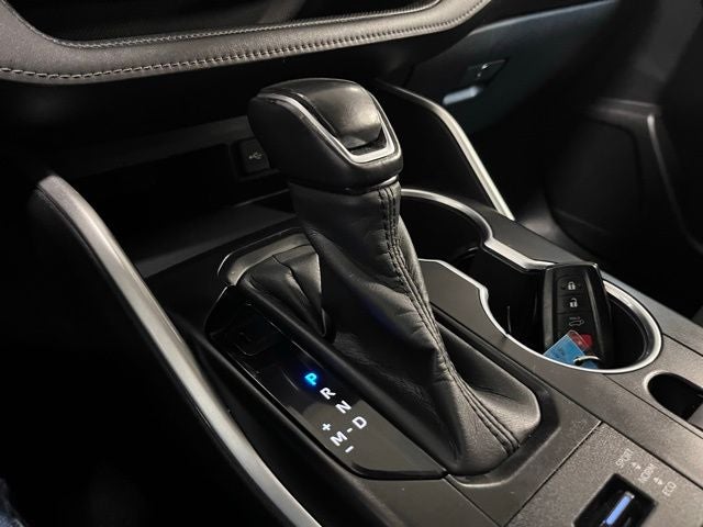 2020 Toyota Highlander LE