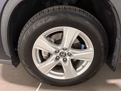 2020 Toyota Highlander LE