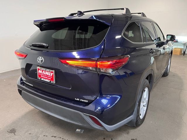 2020 Toyota Highlander LE