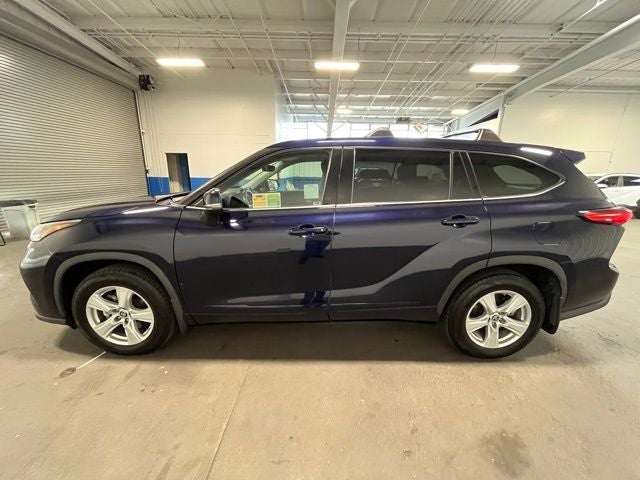 2020 Toyota Highlander LE