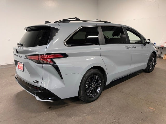 2024 Toyota Sienna XSE