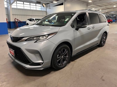 2024 Toyota Sienna XSE