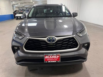 2022 Toyota Highlander Hybrid XLE