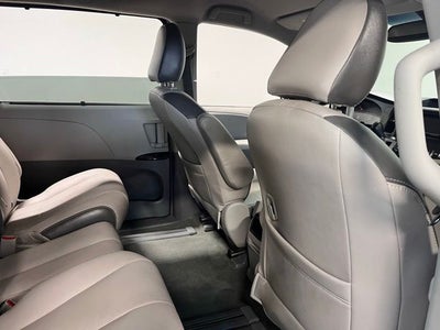 2014 Toyota Sienna LE