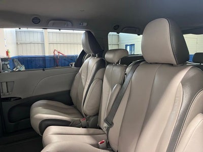 2014 Toyota Sienna LE