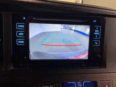 2015 Toyota Sienna SE 8 Passenger