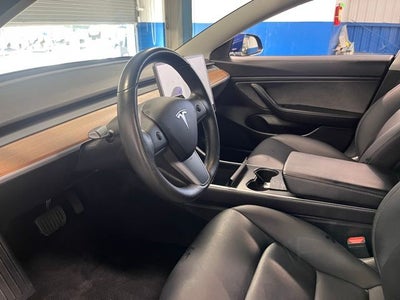 2019 Tesla Model 3 Standard Range Plus