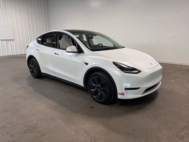 2024 Tesla Model Y Long Range