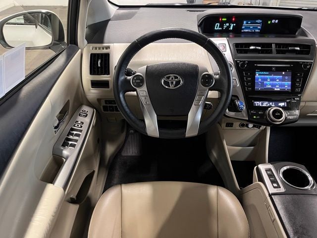 2015 Toyota Prius v Five
