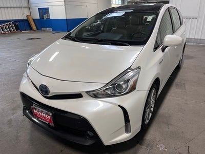 2015 Toyota Prius v Five