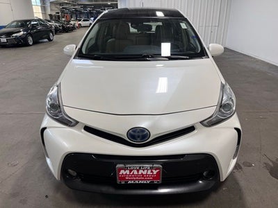 2015 Toyota Prius v Five