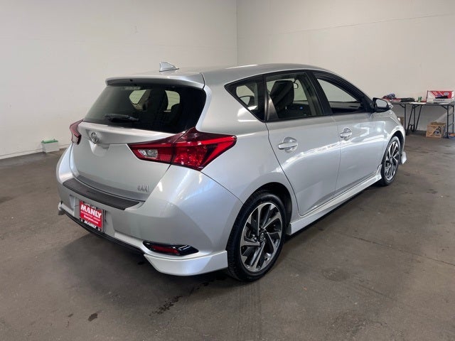 2016 Scion iM Base