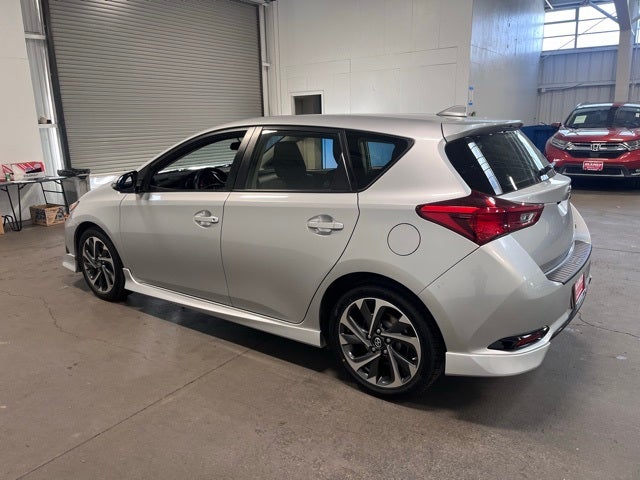 2016 Scion iM Base