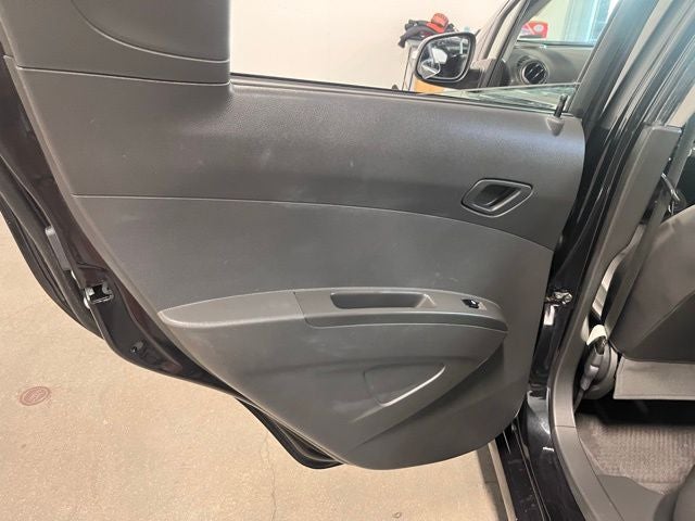 2015 Chevrolet Spark 2LT