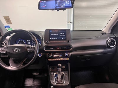 2022 Hyundai KONA SEL