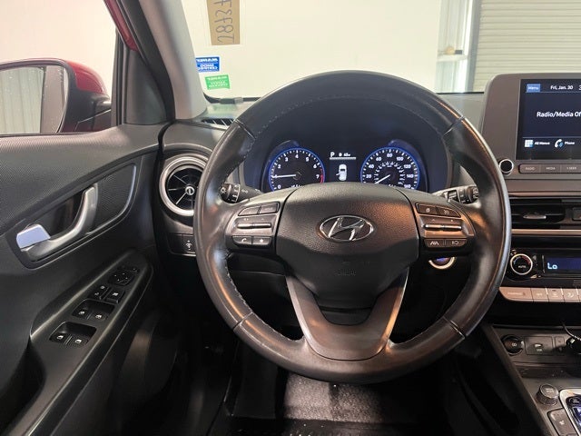 2022 Hyundai KONA SEL