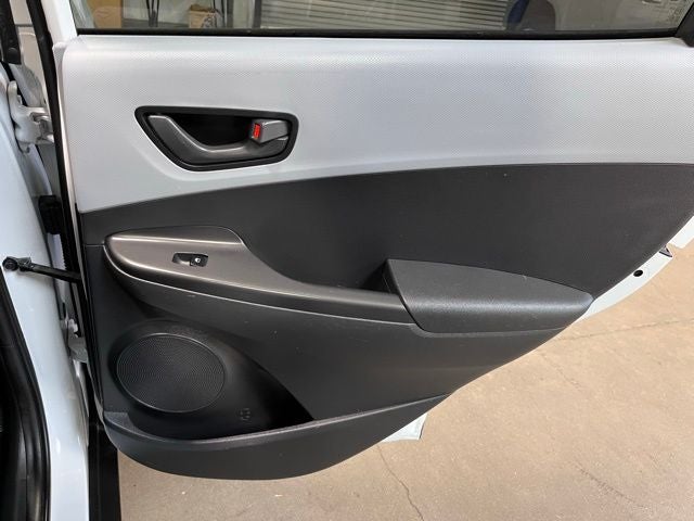 2020 Hyundai KONA SEL Plus