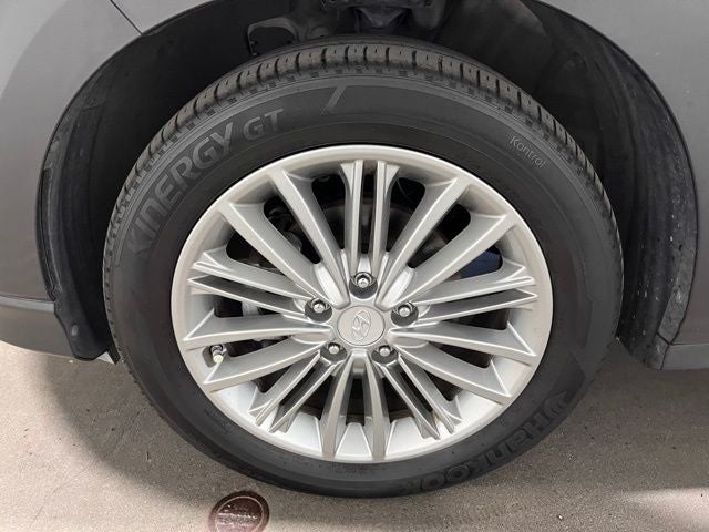 2020 Hyundai KONA SEL Plus