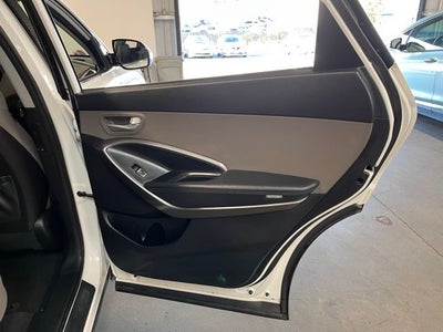 2017 Hyundai SANTA FE SE