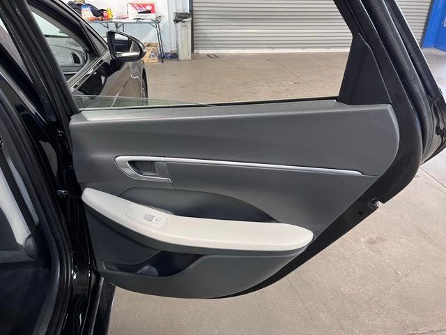 2023 Hyundai SONATA HYBRID SEL