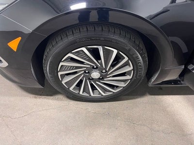 2023 Hyundai SONATA HYBRID SEL