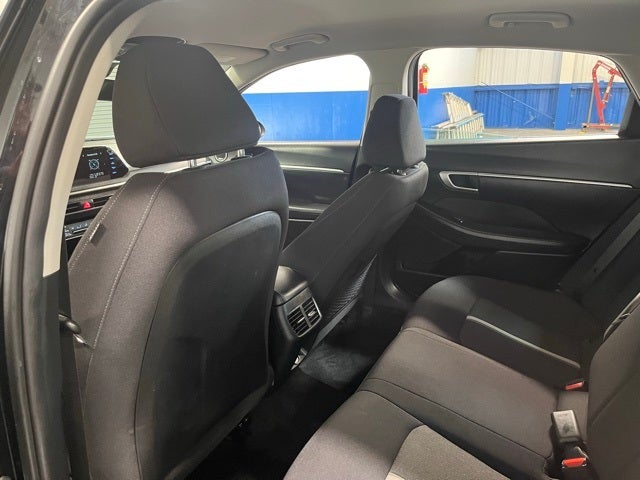 2023 Hyundai SONATA HYBRID SEL