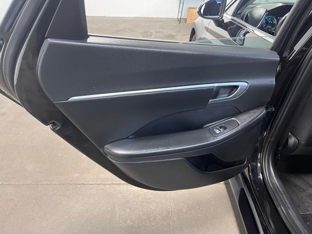 2023 Hyundai SONATA HYBRID SEL