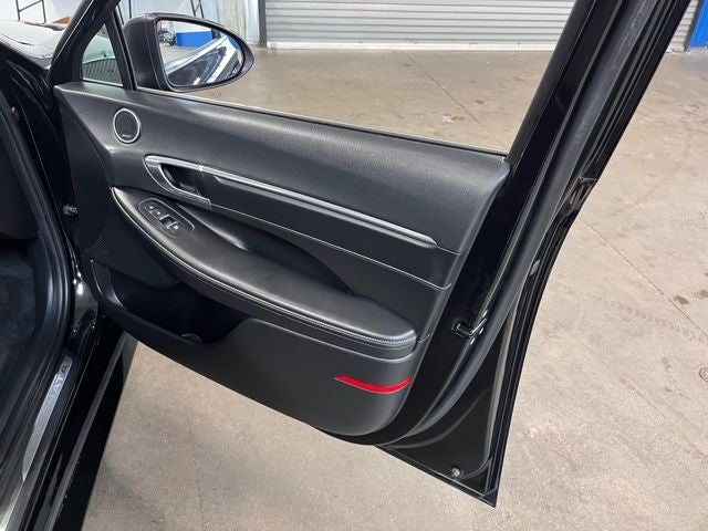 2023 Hyundai SONATA HYBRID Limited