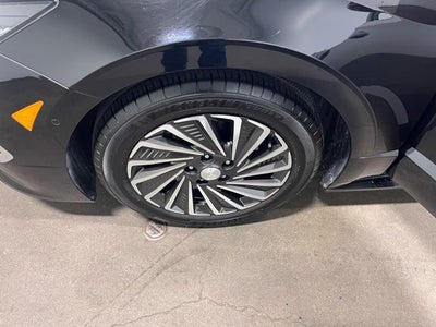 2023 Hyundai SONATA HYBRID Limited