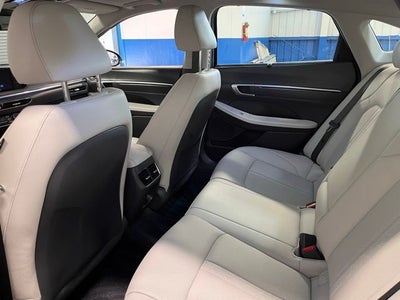 2023 Hyundai SONATA HYBRID Limited