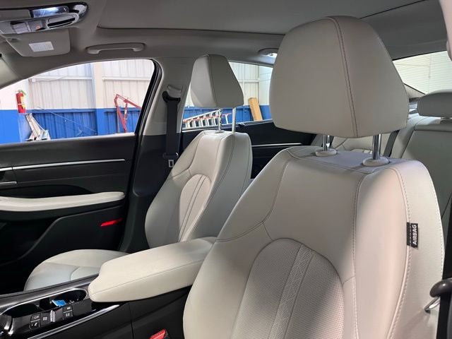 2023 Hyundai SONATA HYBRID Limited