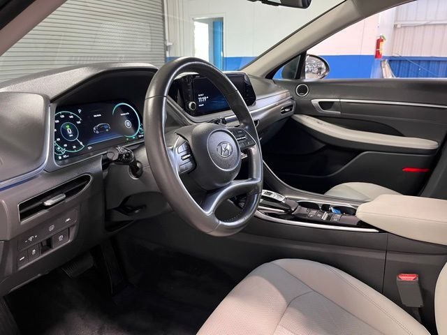 2023 Hyundai SONATA HYBRID Limited
