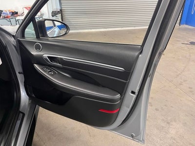 2023 Hyundai SONATA HYBRID Limited