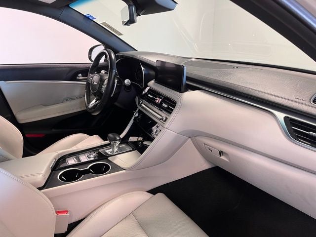 2024 Genesis G70 2.5T