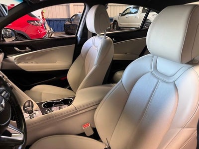 2024 Genesis G70 2.5T