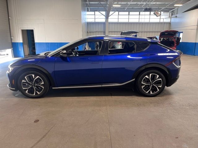 2022 Kia EV6 Wind