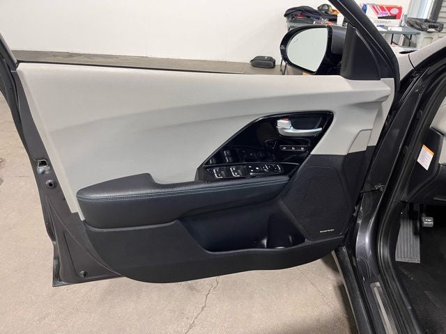 2018 Kia Niro Plug-In Hybrid EX Premium