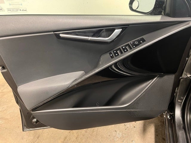 2023 Kia Niro EV Wind