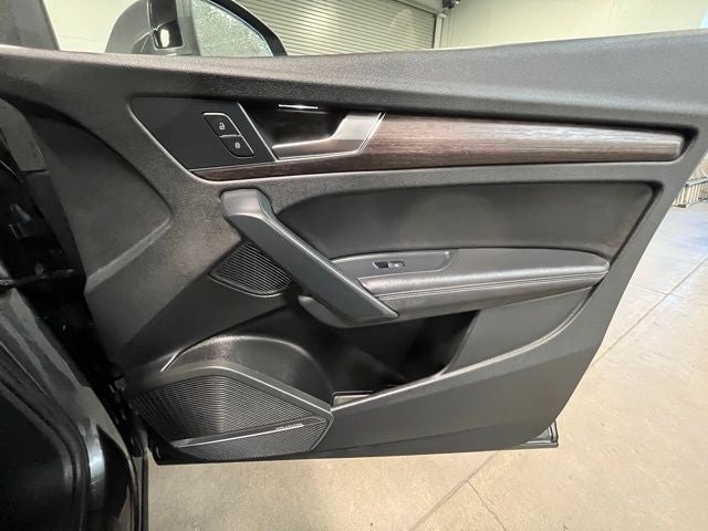 2024 Audi Q5 45 S line Premium quattro