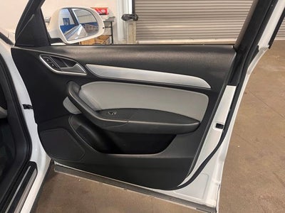 2018 Audi Q3 2.0T Premium quattro