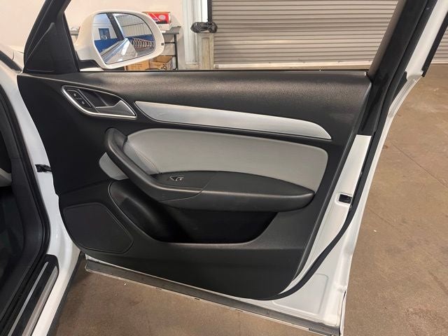 2018 Audi Q3 2.0T Premium quattro