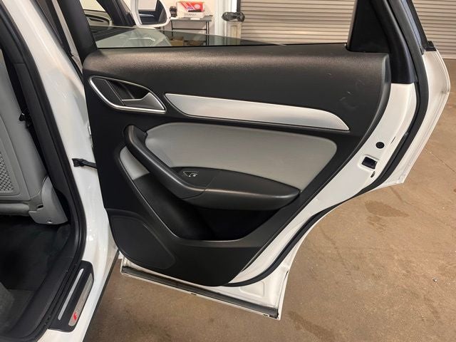 2018 Audi Q3 2.0T Premium quattro