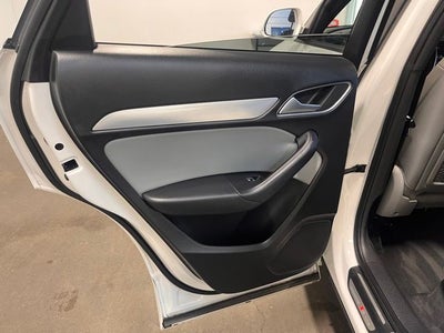 2018 Audi Q3 2.0T Premium quattro